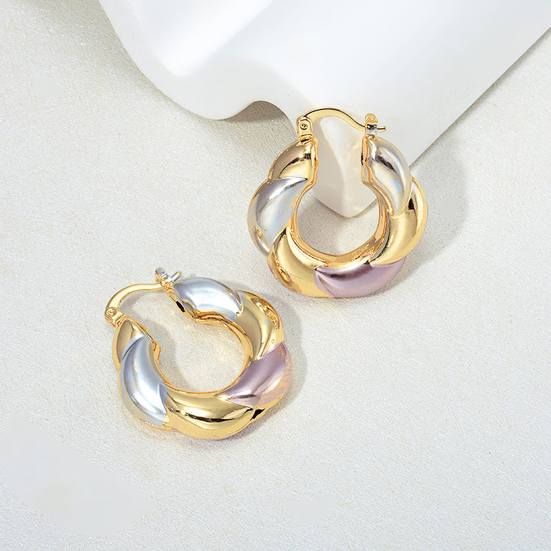 Niche Exaggerated Golden Flower Stud Earrings Brand: aeac