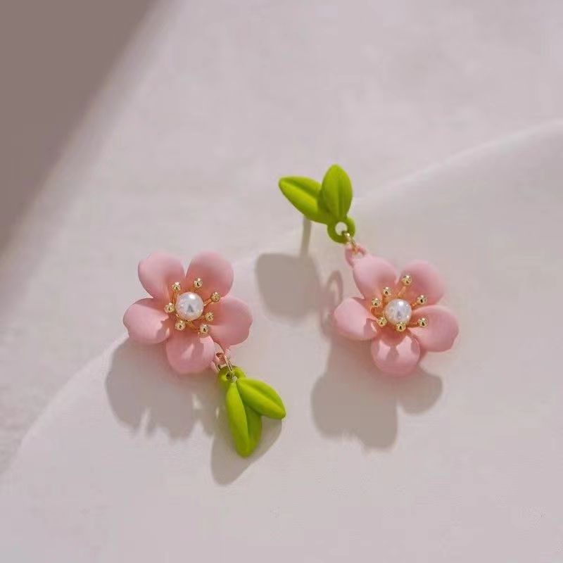 White Flower Summer Earrings Asymmetric Eardrops Brand: aeac