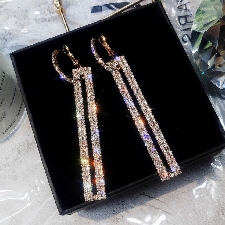 Long square hypoallergenic diamond earrings Brand: aeac