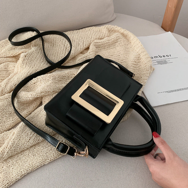 New pu all-match fashion one-shoulder messenger bag Brand: aeac
