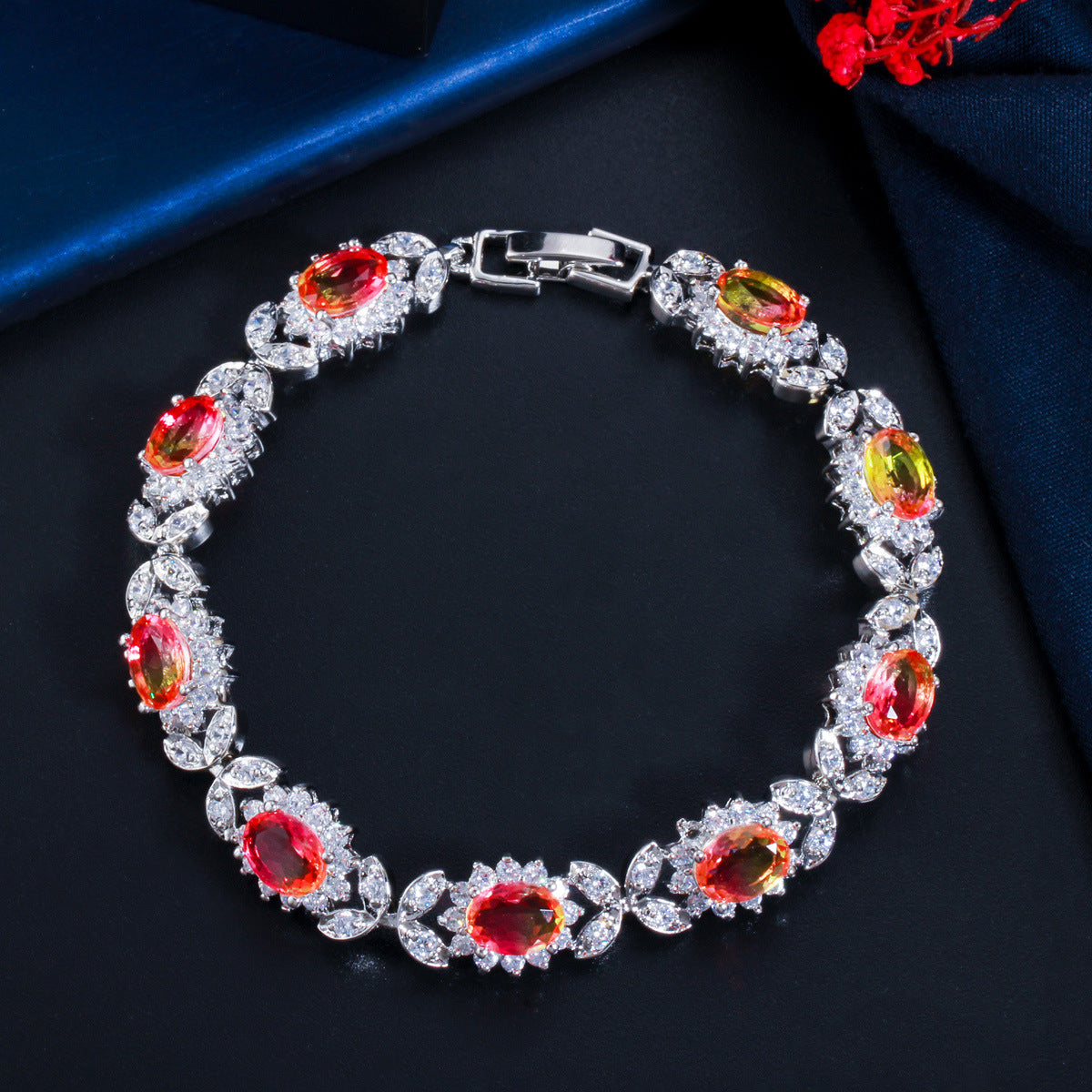 Copper Inlaid Zircon Full Diamond Bracelet Brand: aeac