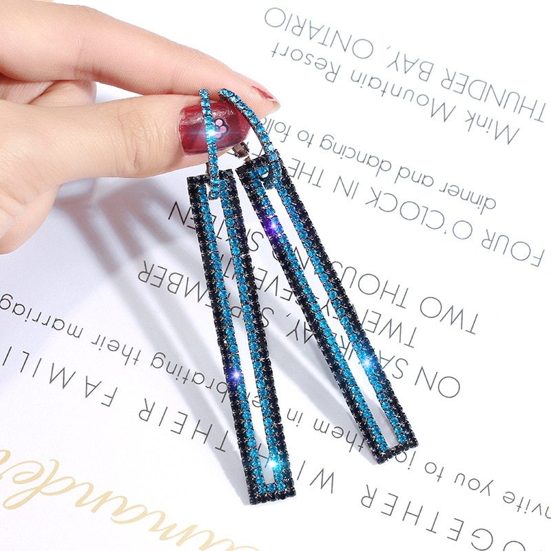 Long square hypoallergenic diamond earrings Brand: aeac