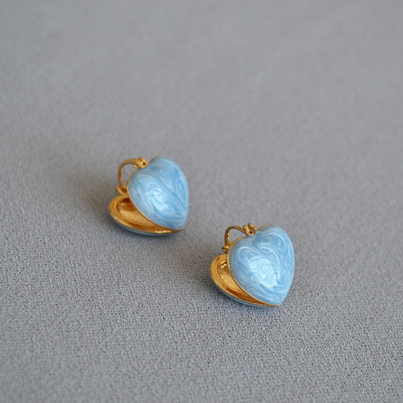 Retro Dripping Oil Love Heart Stud Earrings Brand: aeac