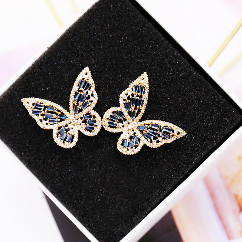 Hollow pink zircon butterfly earrings Brand: aeac