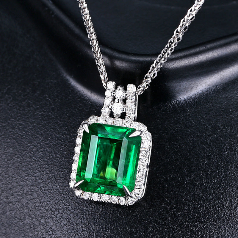 Grandmother Green Diamond Zircon Pendant Necklace Jewelry Brand: aeac