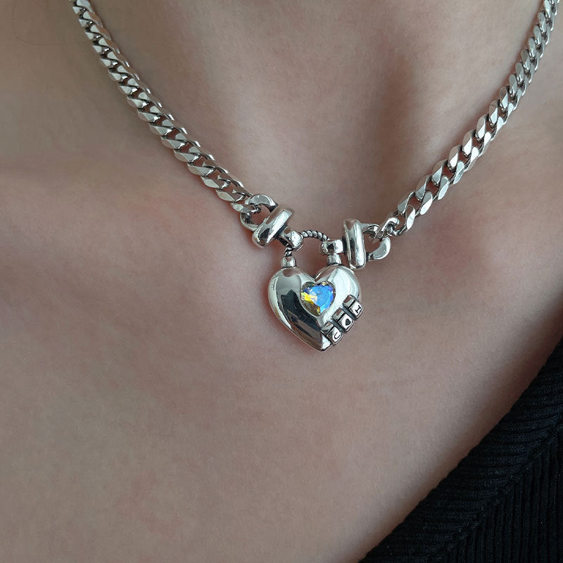 Heart Sweater Necklace Brand: aeac