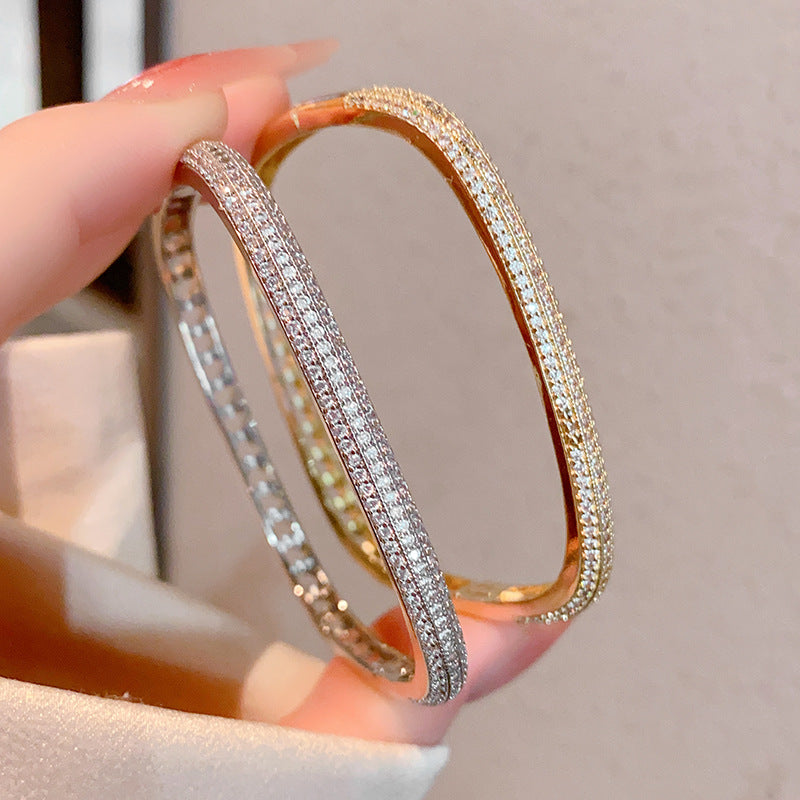 Square-Set Diamond Bracelet With A Sparkling Galaxy Design For Women Brand: aeac