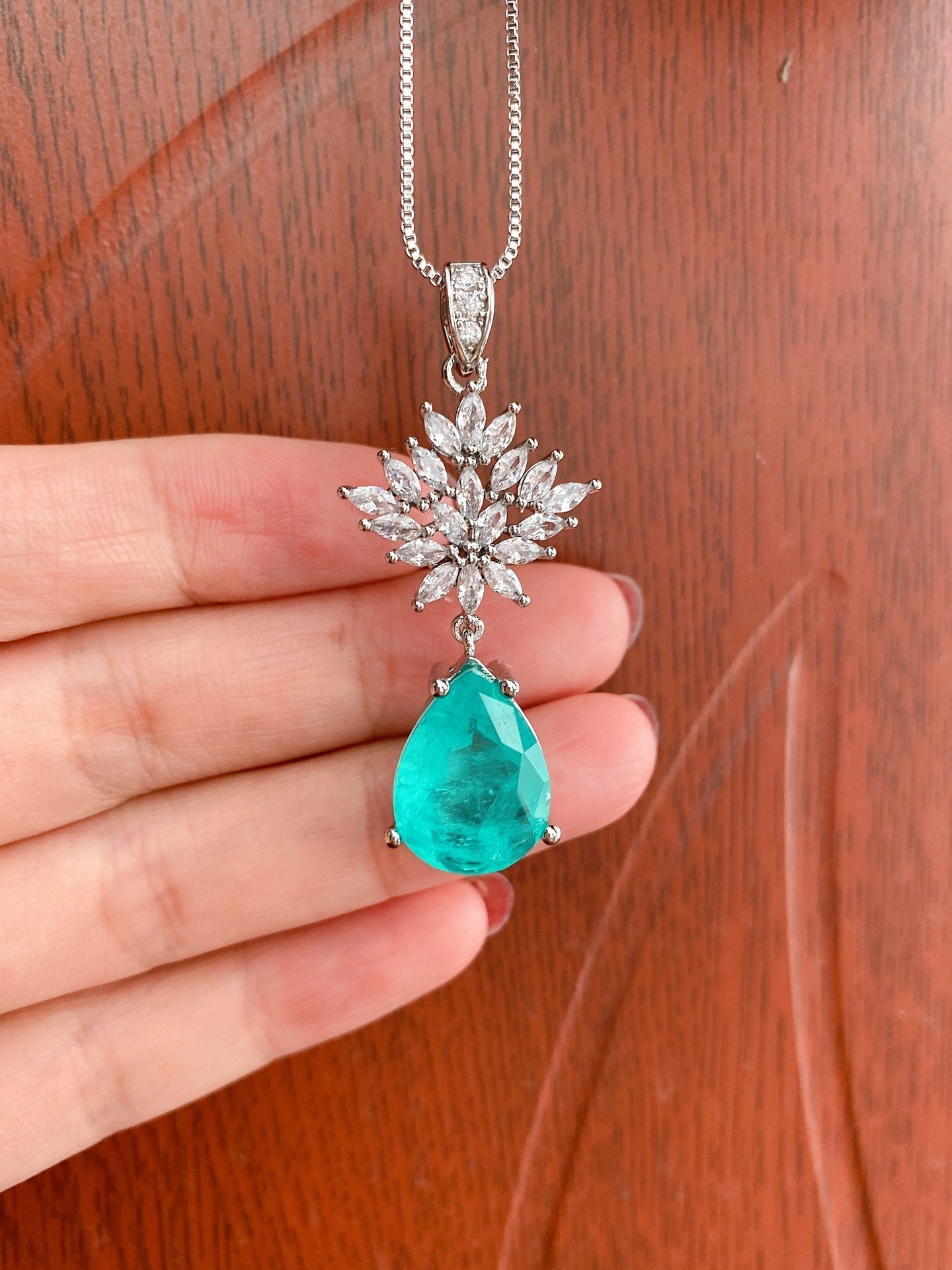 Classic Princess Pendant Stud Earrings Jewelry Set Brand: aeac