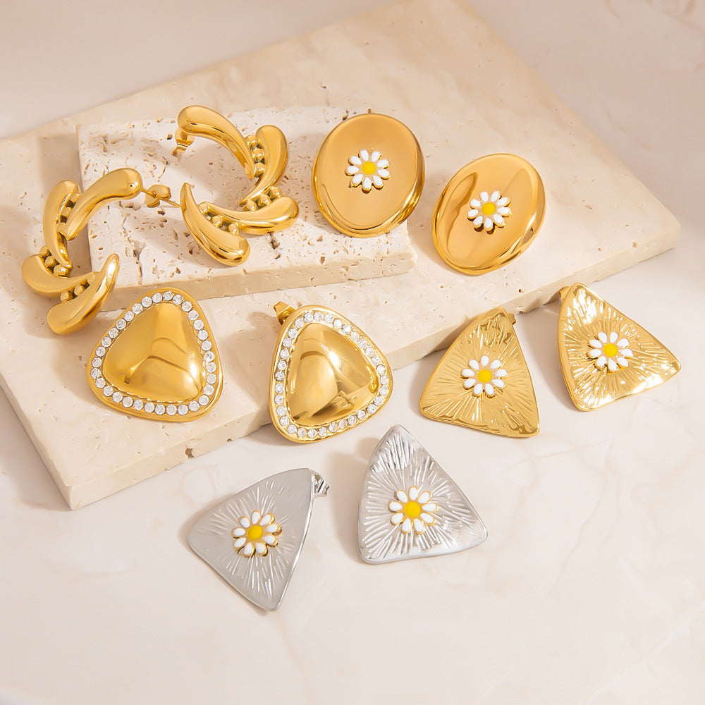 European And American Titanium Steel Ear Studs Light Luxury High-grade Dripping Oil Brand: aeac