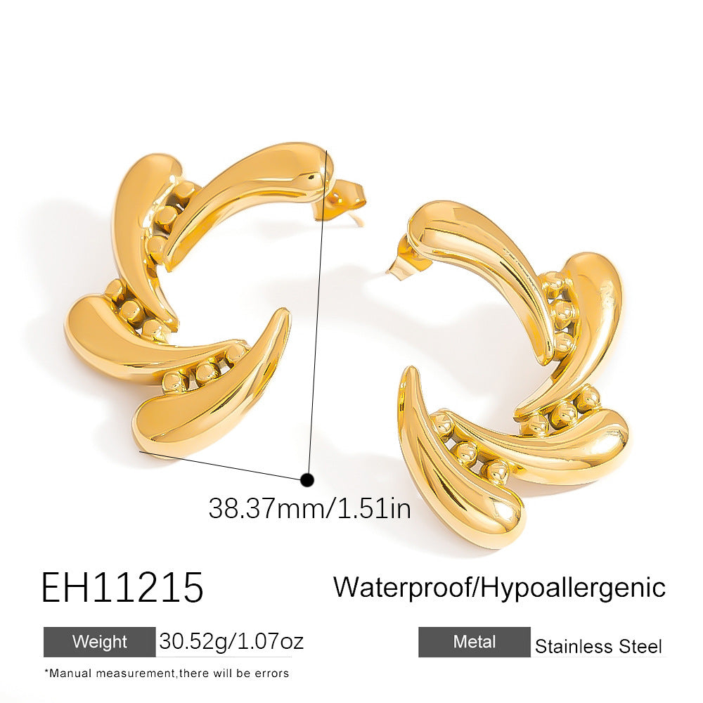 European And American Titanium Steel Ear Studs Light Luxury High-grade Dripping Oil Brand: aeac