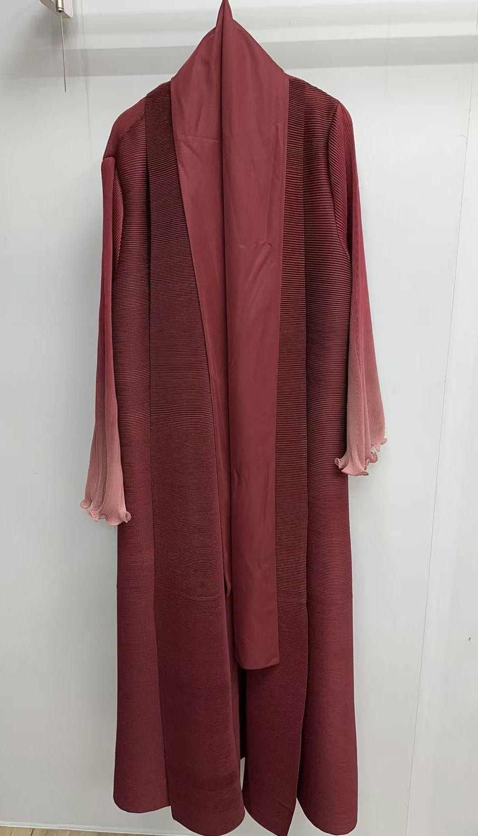 Pleated Long Shawl Women's Fashionable Elegant Gradient Cardigan Brand: aeac