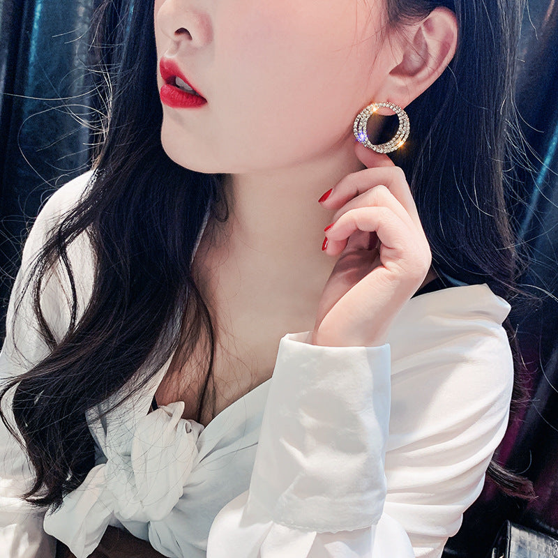 Geometric circle earrings Brand: aeac