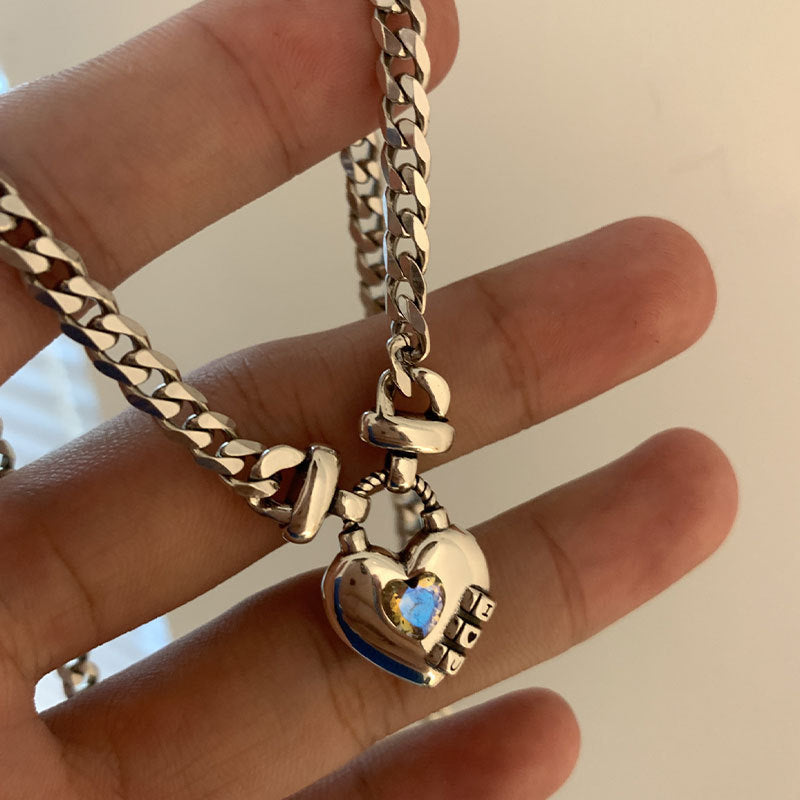 Heart Sweater Necklace Brand: aeac