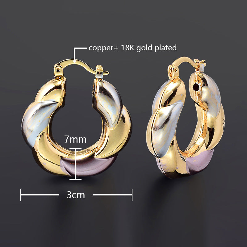 Niche Exaggerated Golden Flower Stud Earrings Brand: aeac