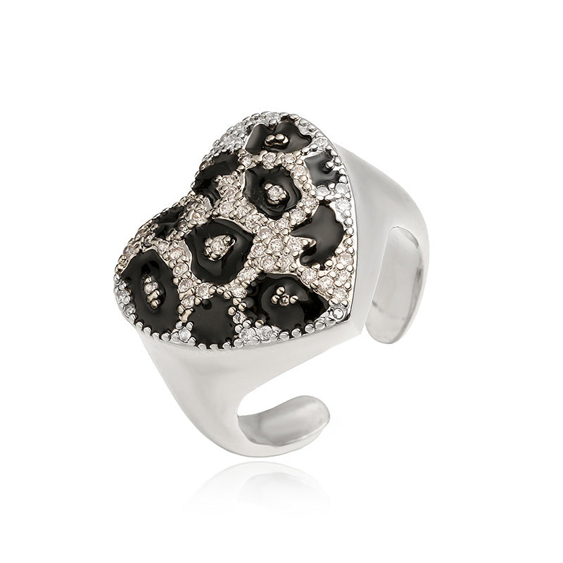 European And American-style Ring With Colorful Diamonds Featuring Snake And Leopard Patterns Brand: aeac