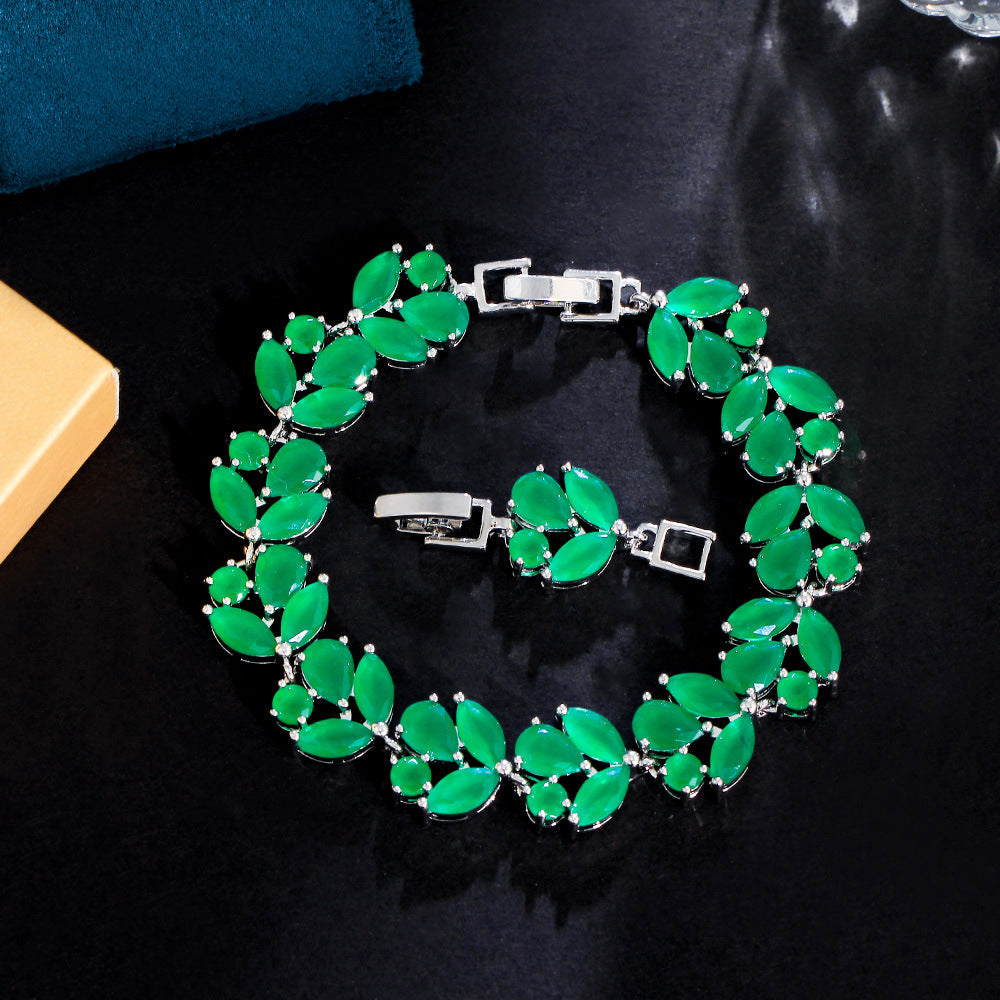 Copper Inlaid Zircon Flower Bracelet Brand: aeac