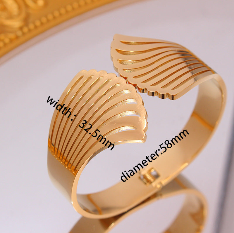 18K Retro Popular Titanium Steel Bracelet Brand: aeac