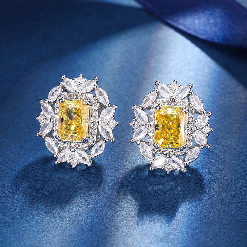 Autumn And Winter New Jewelry Diamond Ice Flower Cut Yellow Diamond Copper Inlaid Fashion Brand: aeac