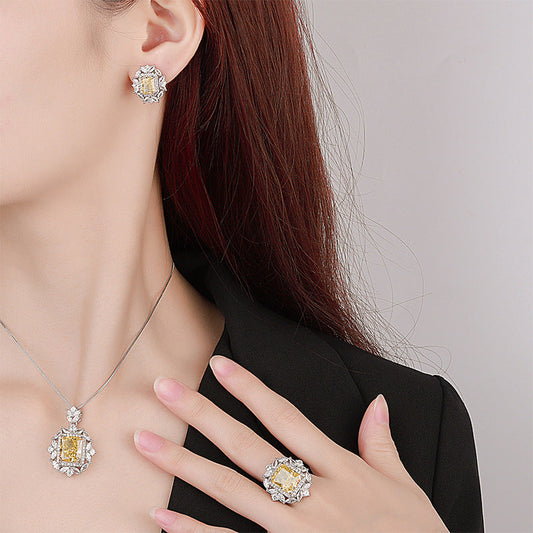 Autumn And Winter New Jewelry Diamond Ice Flower Cut Yellow Diamond Copper Inlaid Fashion Brand: aeac