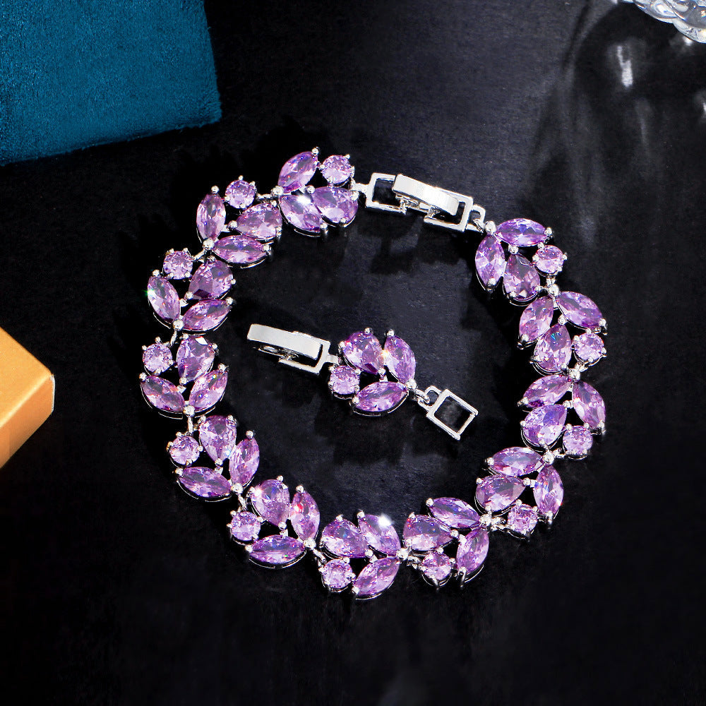Copper Inlaid Zircon Flower Bracelet Brand: aeac