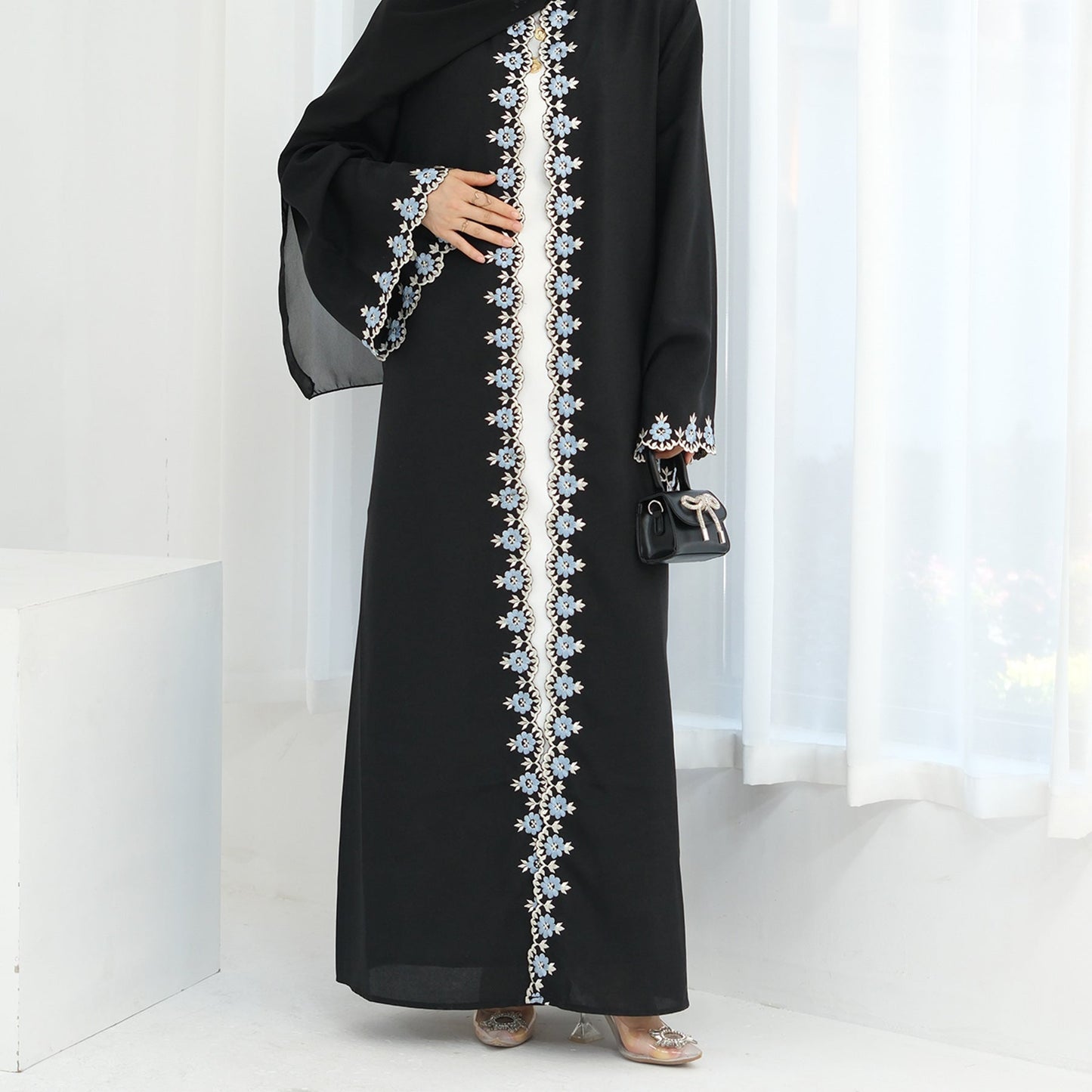 Dubai Flower Embroidered Cardigan Robe LR909 Brand: aeac