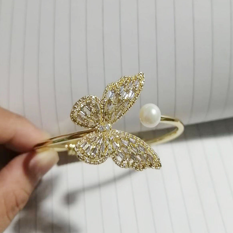 Women's Fashion Hollowed-out Vintage Bracelet Brand: aeac