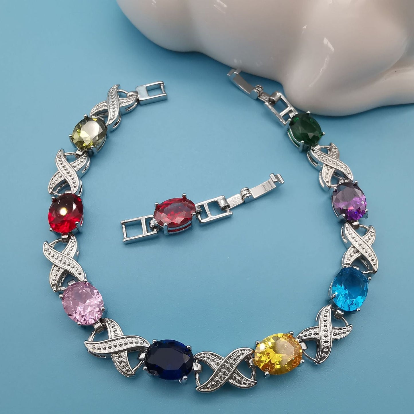 European And American Fashion Popular Jewelry Zircon Bracelet Gift Brand: aeac