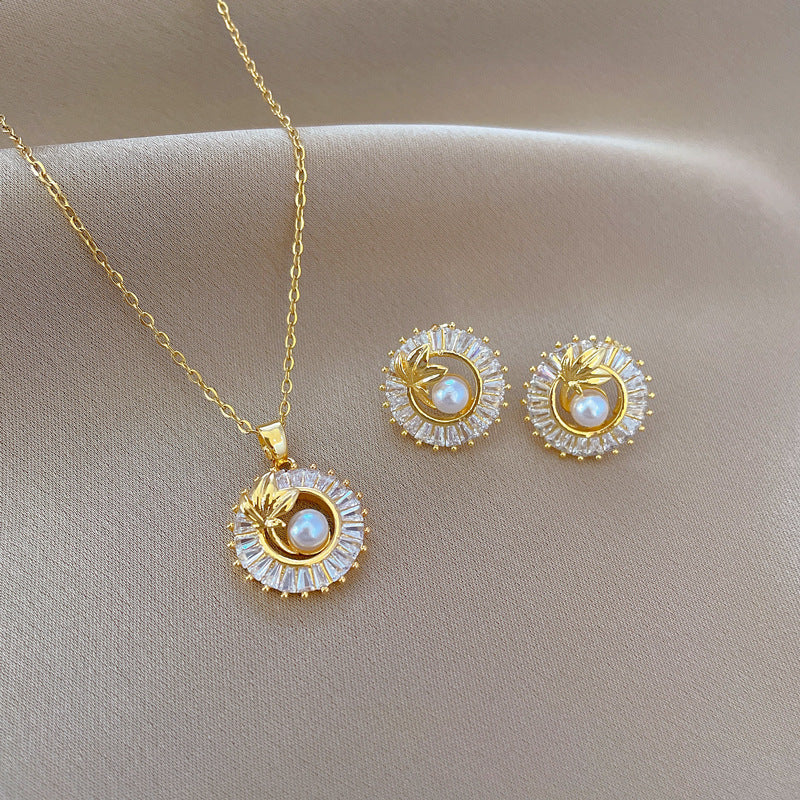 Fashion Jewelry Square Full Diamond Personalized Round Ring Leaves Necklace And Earrings Suite Brand: aeac
