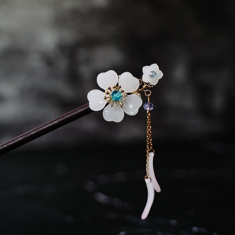Fashionable And Popular All-match Step-shaking Fringe Hairpin Brand: aeac