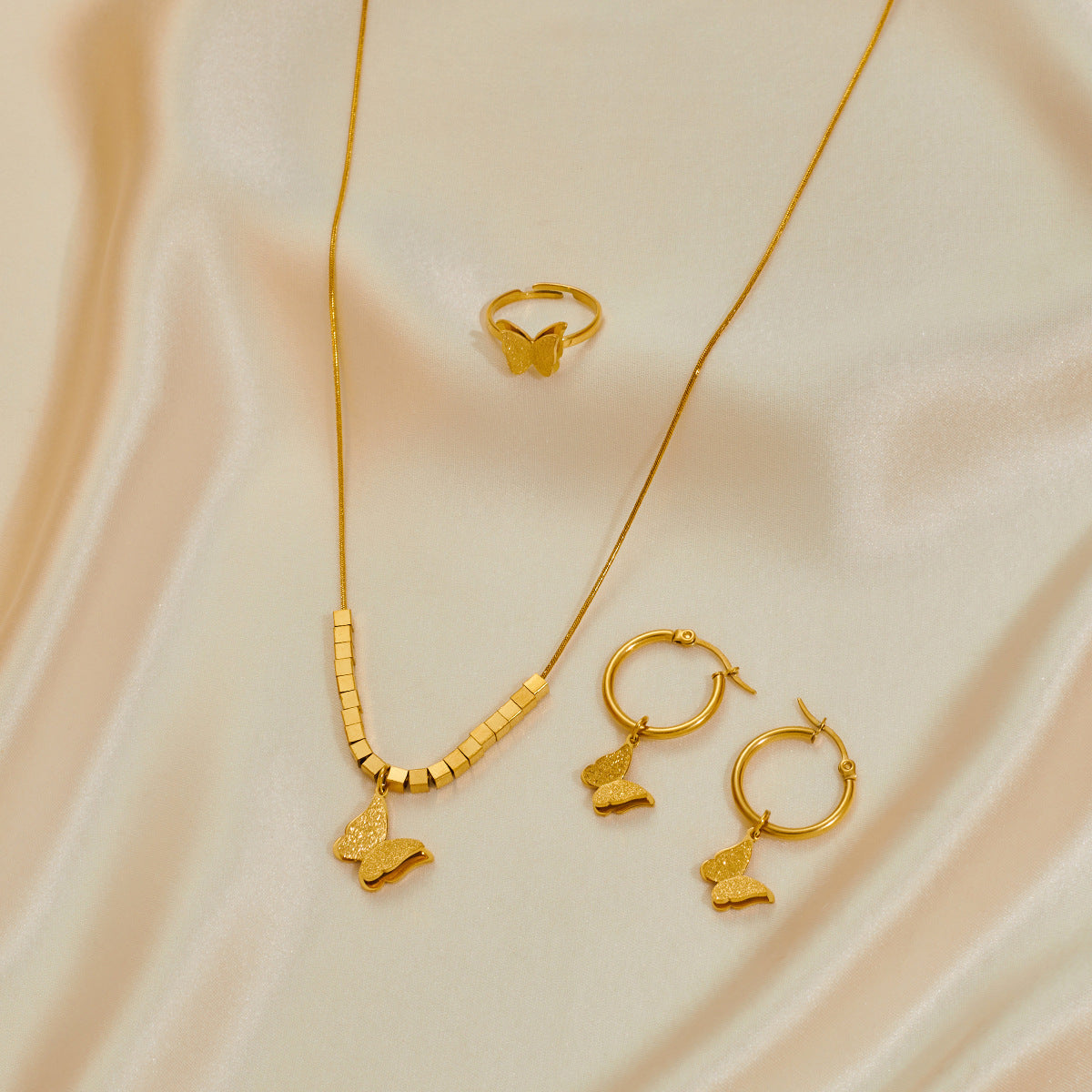 Stainless Steel Jewelry Set Necklace Earrings Ring Three-piece Set Brand: aeac