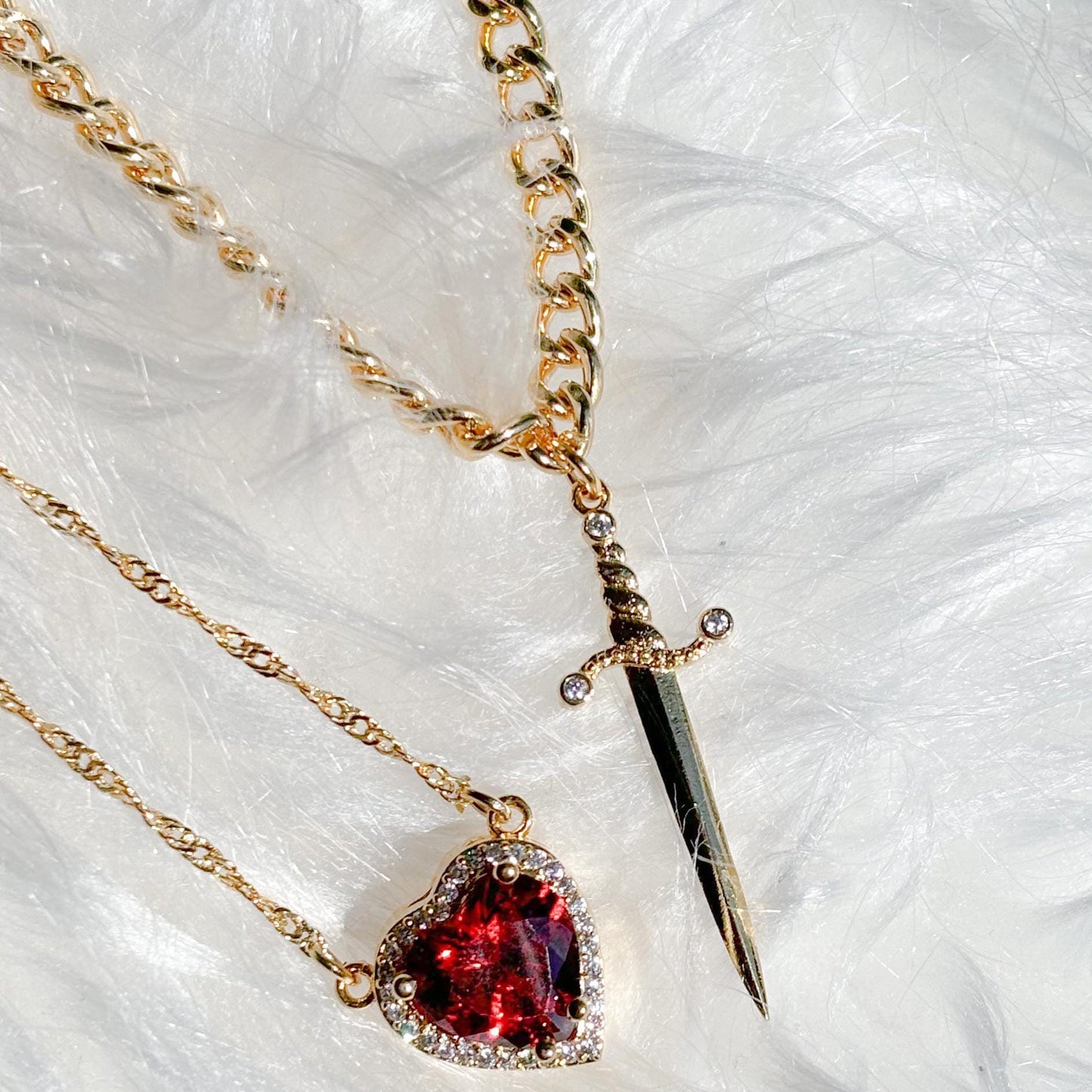 Heart Dagger Couple Necklace – Gothic Punk Red Rhinestone Gift Brand: aeac