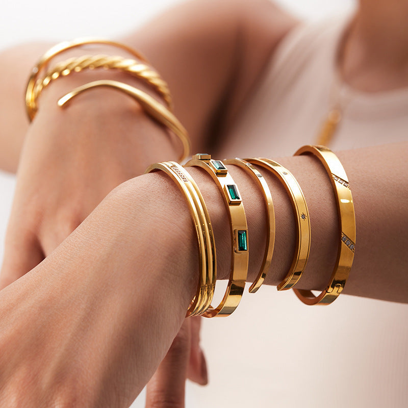 Women's Fashion Retro Titanium Steel Bracelet Brand: aeac