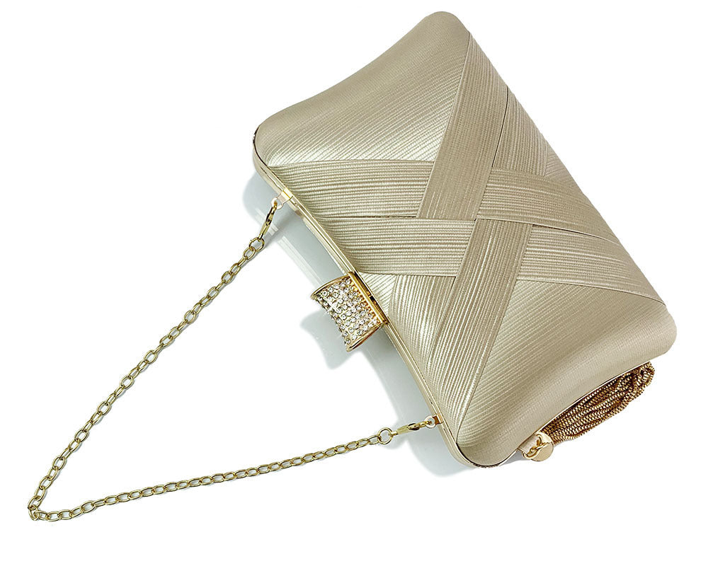 Fringed Metal Braided Diamond Buckle Banquet Evening Clutch Shoulder Bag Brand: aeac
