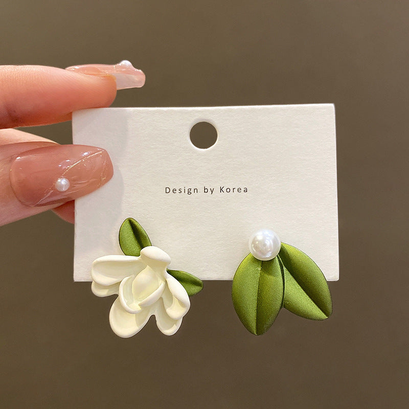 925 Silver Needle Asymmetric Pearl Earrings Female Brand: aeac
