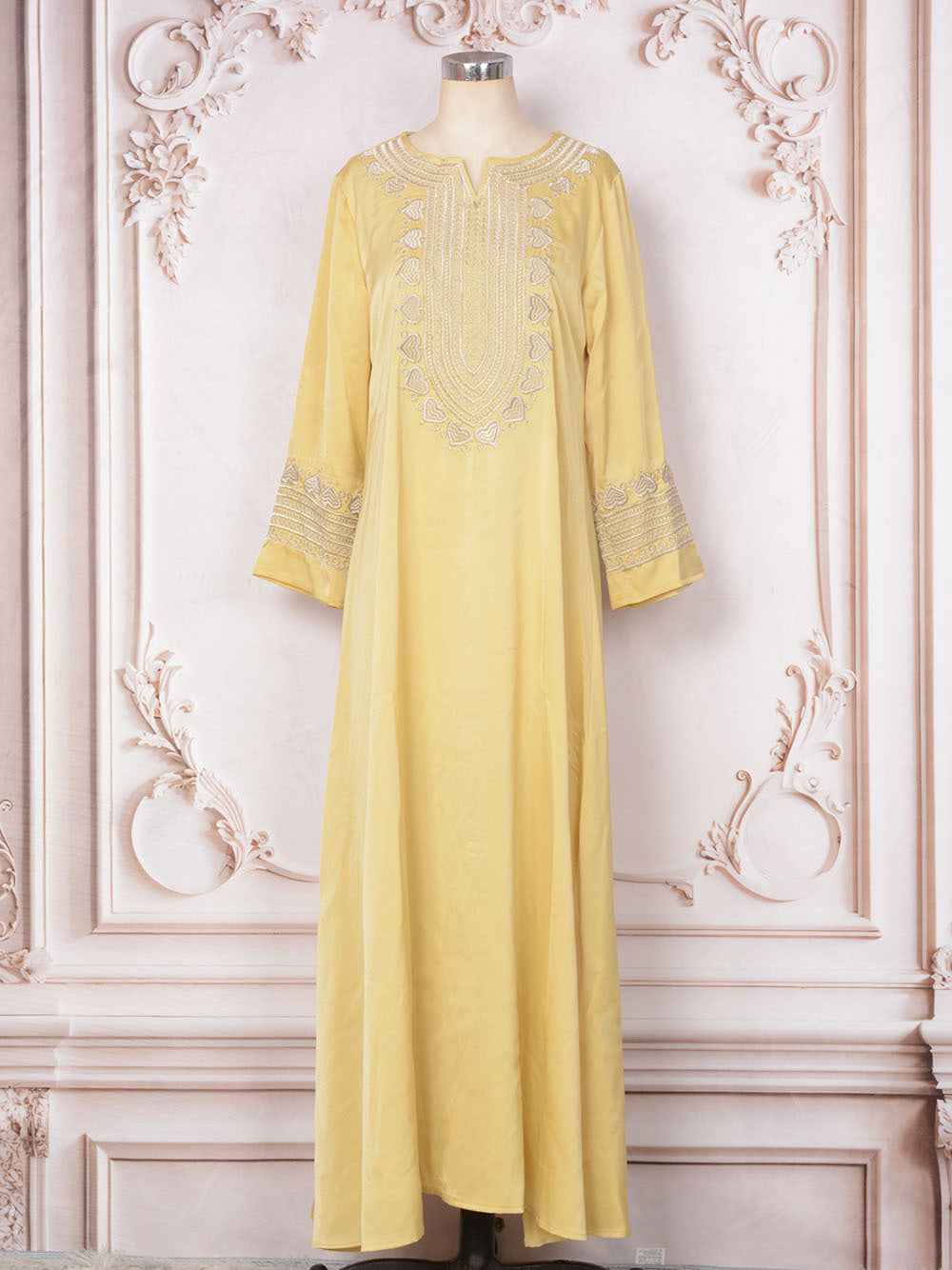 Women's Southeast Asian Embroidered Robe Dress Brand: aeac