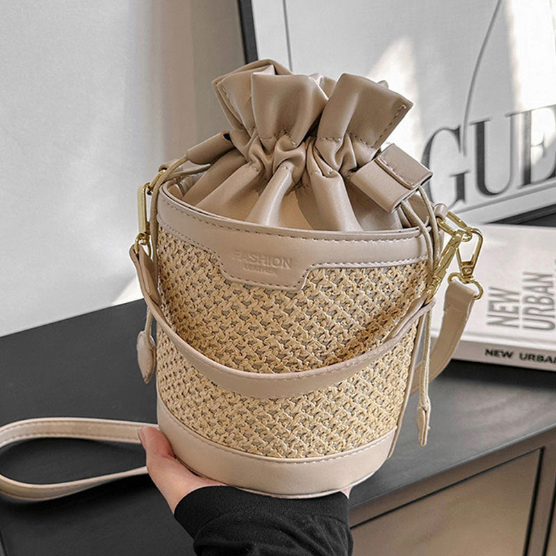 Simple And Stylish Woven Commuting Single Shoulder Bucket Bag Brand: aeac
