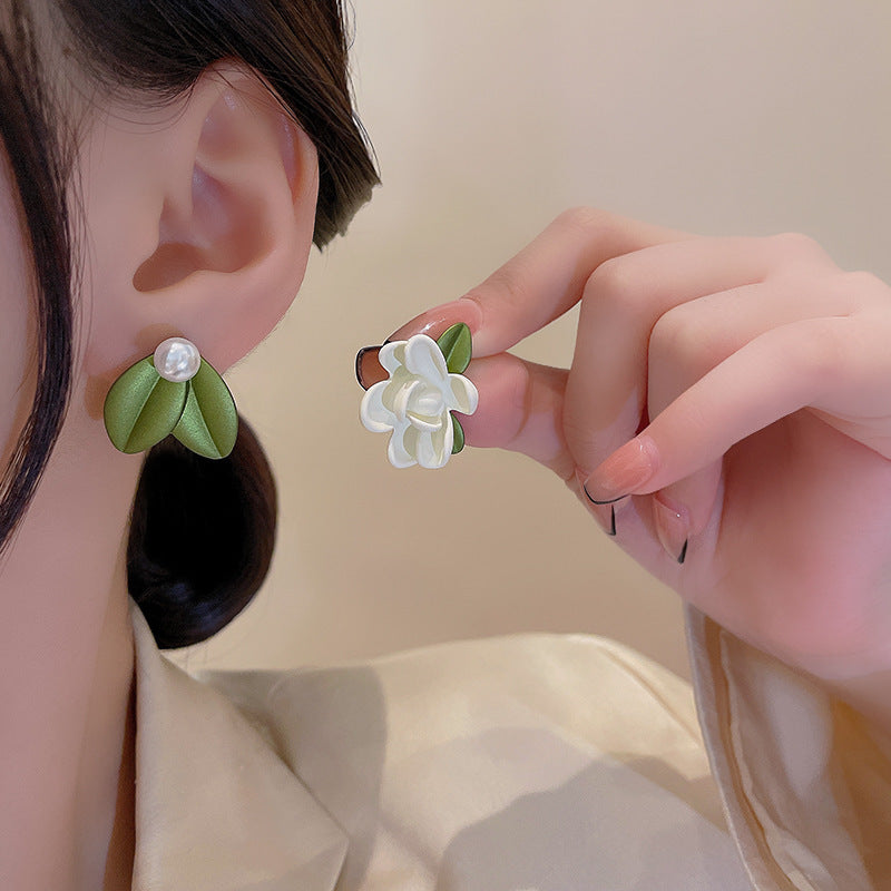 925 Silver Needle Asymmetric Pearl Earrings Female Brand: aeac