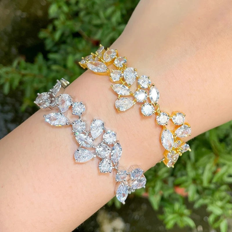 New Shiny Zircon Asymmetric Leaf Bracelet Brand: aeac