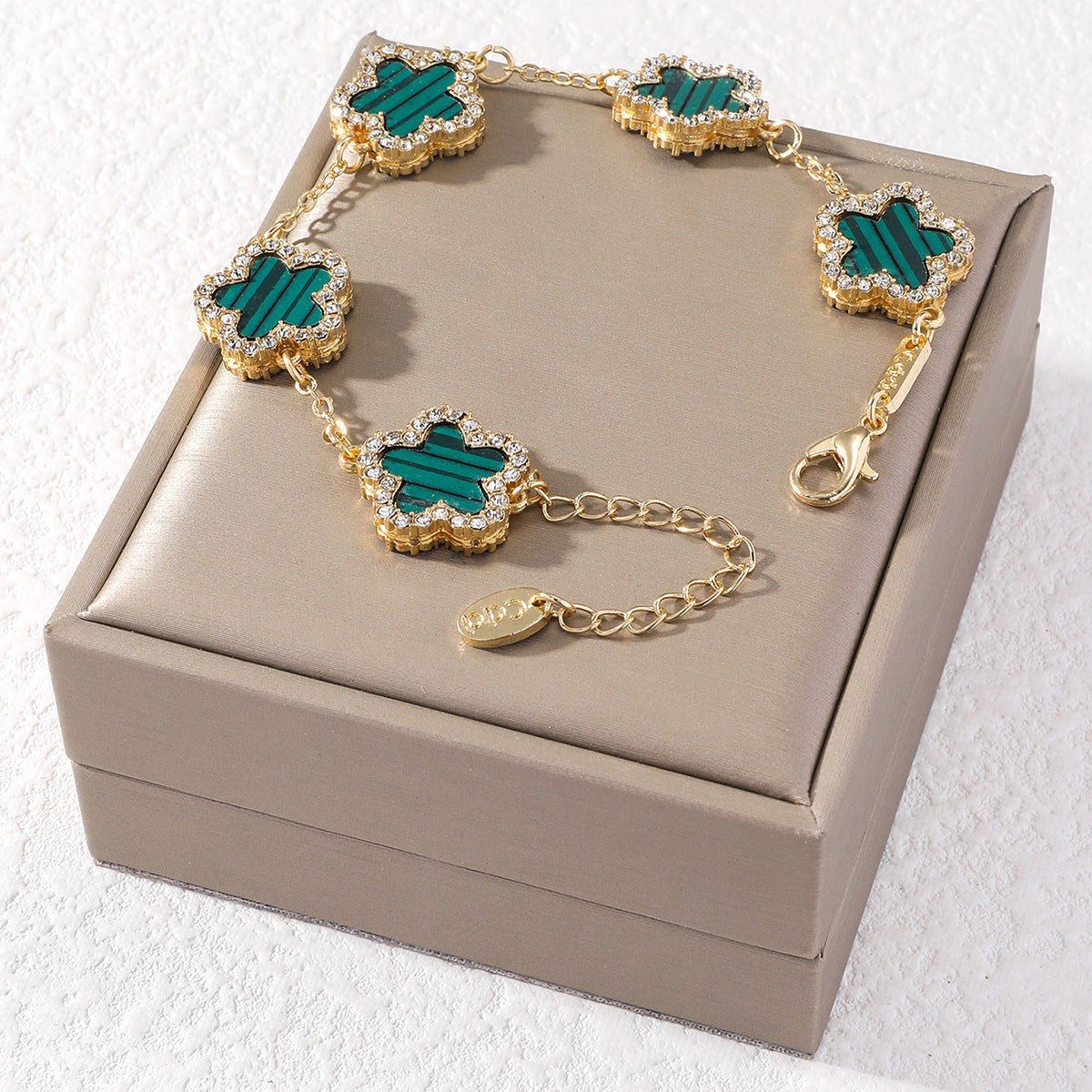 Diamond Star Petal Bracelet – Elegant Fashion Temperament Jewelry for Women Brand: aeac
