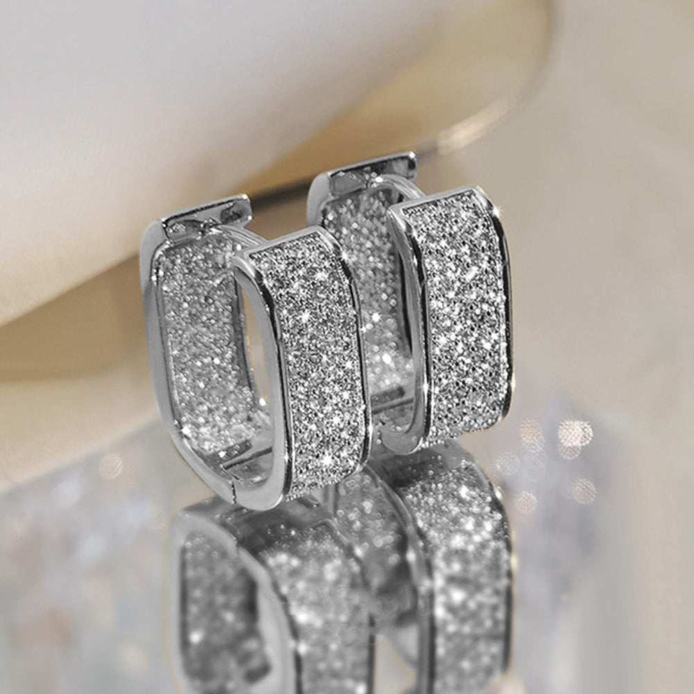 Simple Entry Lux Micro Inlaid Zircon Ear Clip Brand: aeac