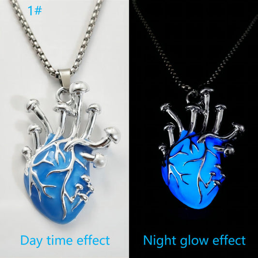 Zinc Alloy Luminous Heart Pendant Necklace Brand: aeac