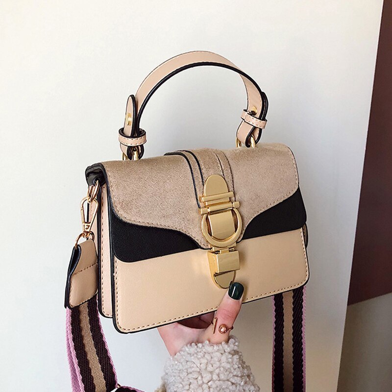 Retro fashion wild shoulder trend crossbody bag Brand: aeac