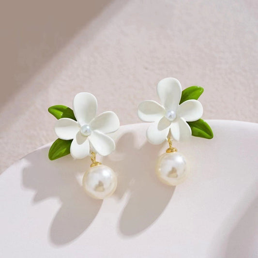 White Flower Summer Earrings Asymmetric Eardrops Brand: aeac