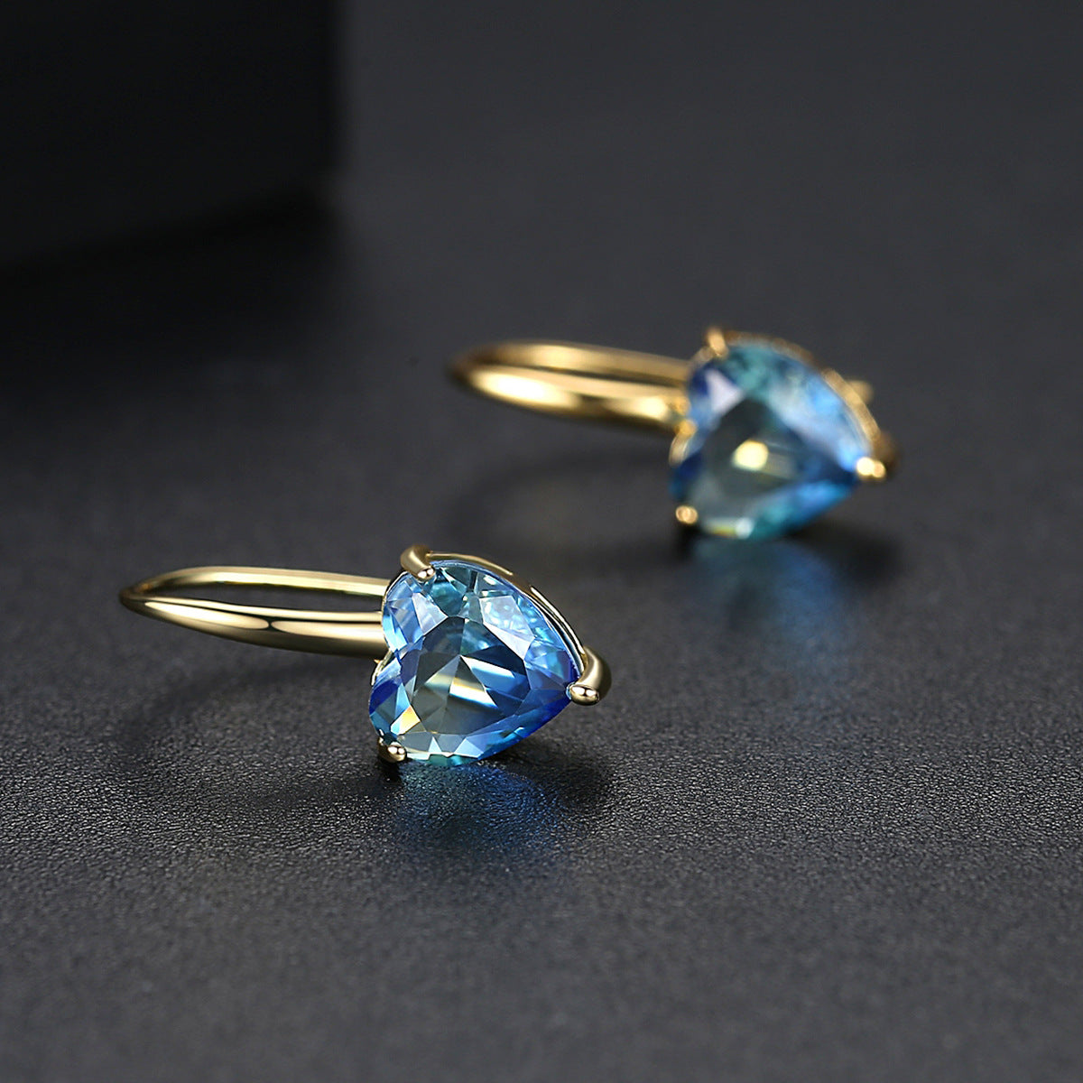 Copper Inlaid Crystal Ear Jewelry Fashion Korean Style Brand: aeac