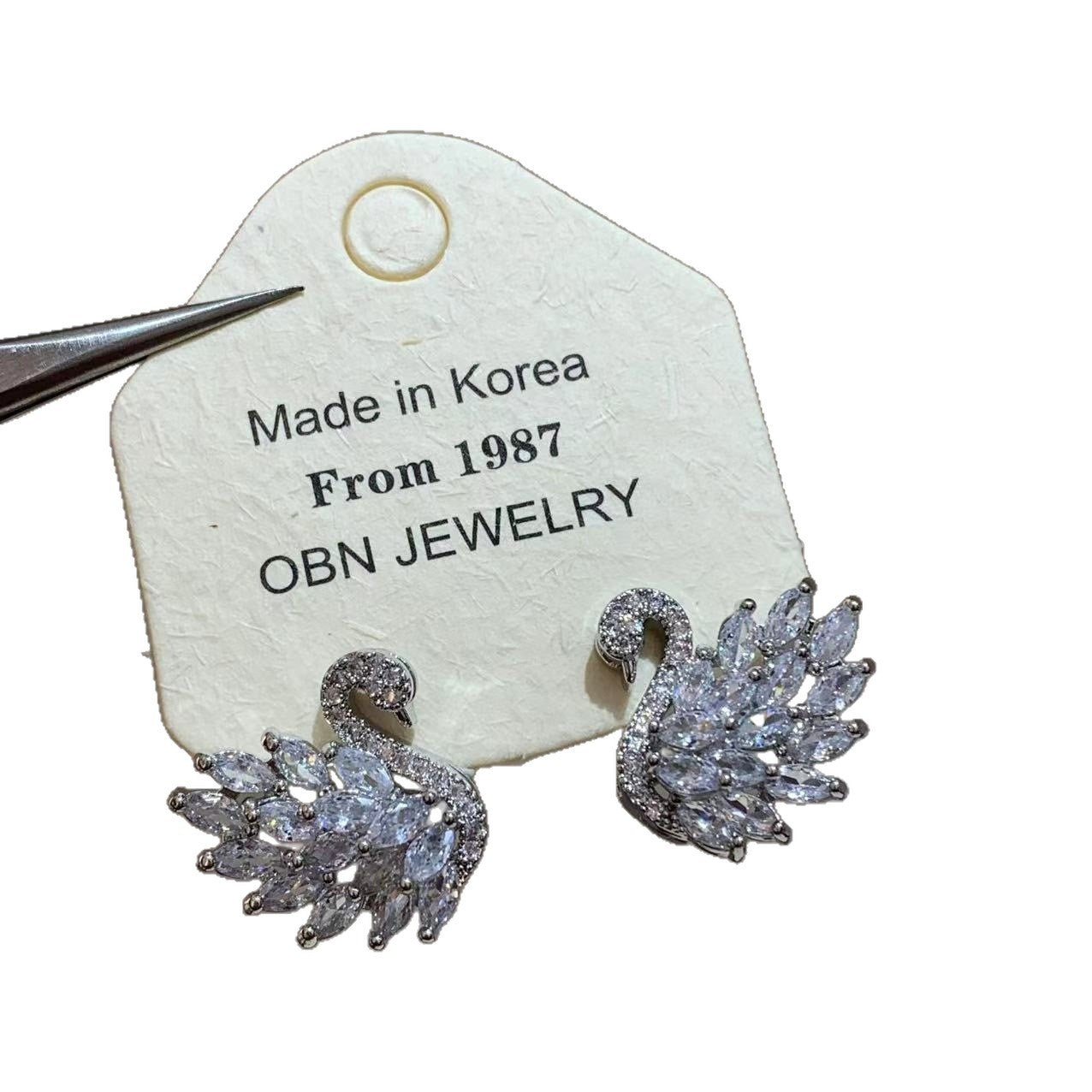 Light Luxury Exquisite Super Zircon Swan Earrings Personality Classic Brand: aeac