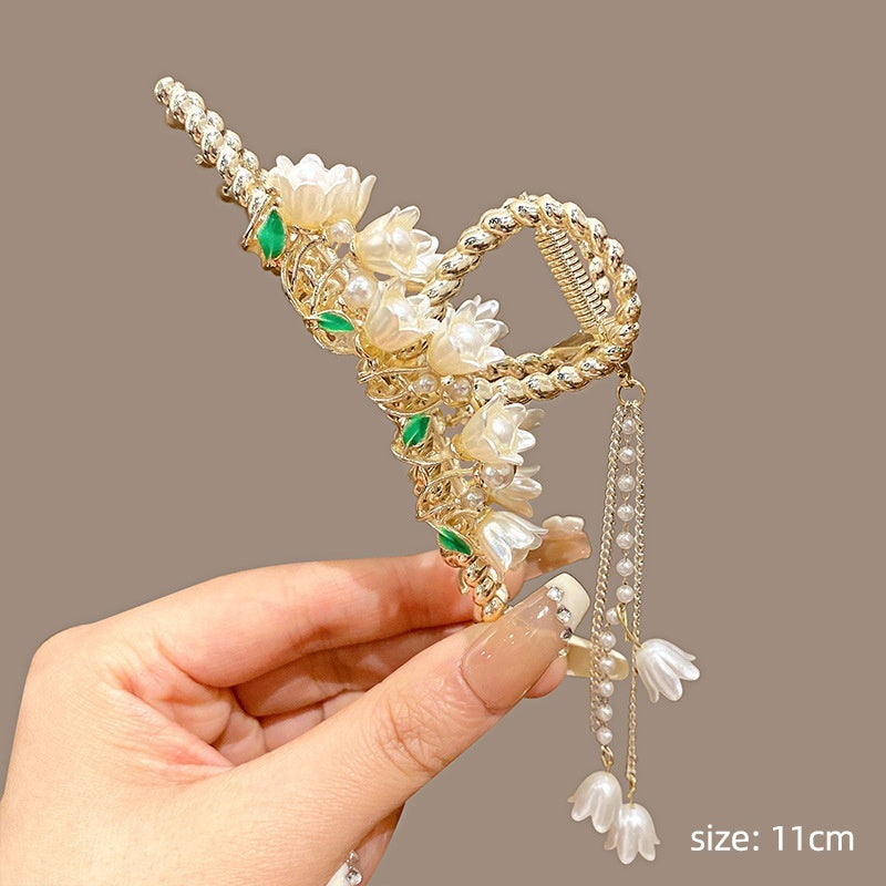 Women's Fashion Large Butterfly Tassel Barrettes Brand: aeac