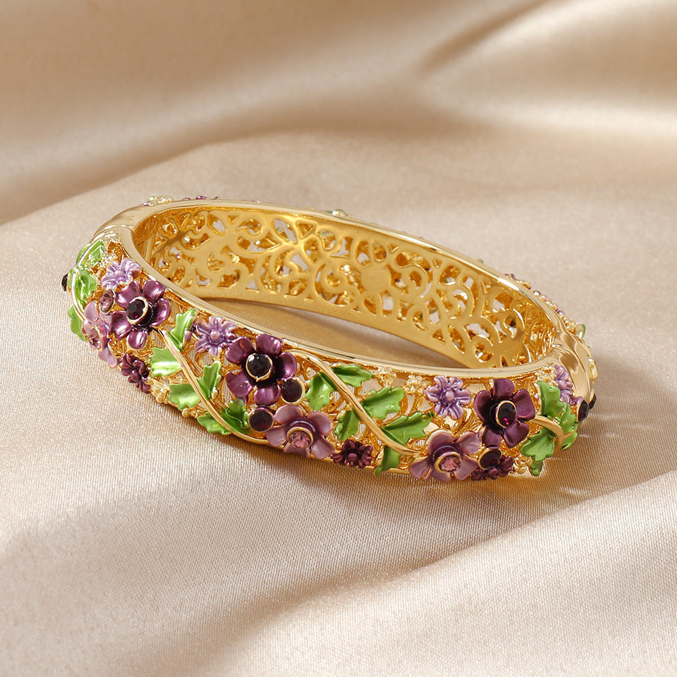 Women's Ethnic Style Hollow Painted Alloy Bracelet Brand: aeac