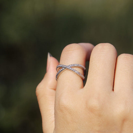 Simple and generous cross ring Brand: aeac