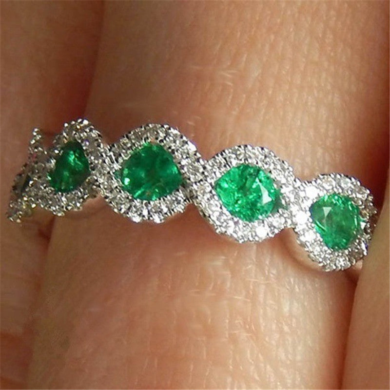 New micro-set ruby engagement ring Europe and the new grandmother green zircon strip Brand: aeac