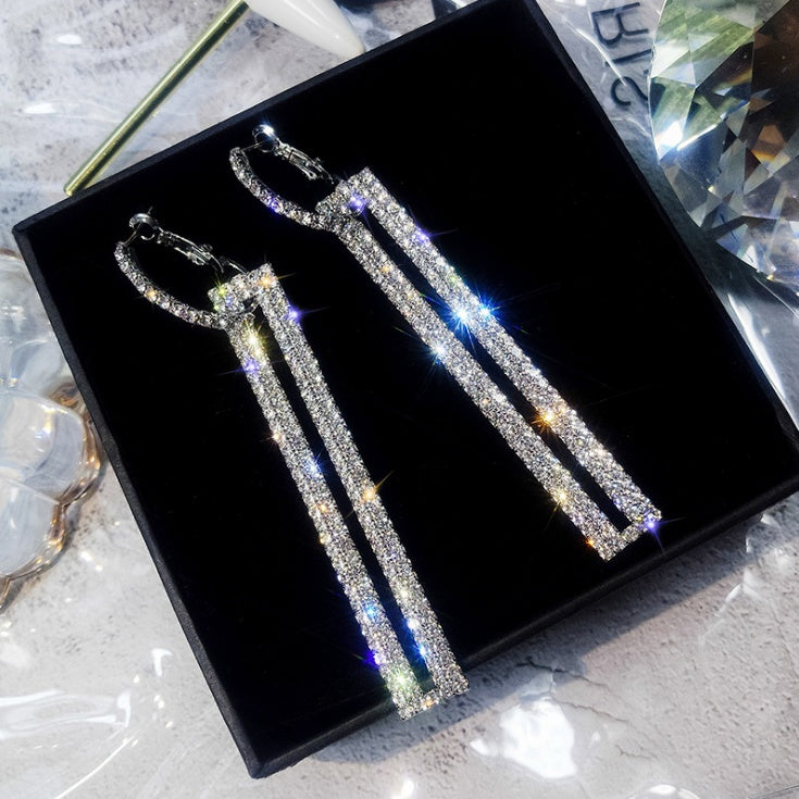 Long square hypoallergenic diamond earrings Brand: aeac